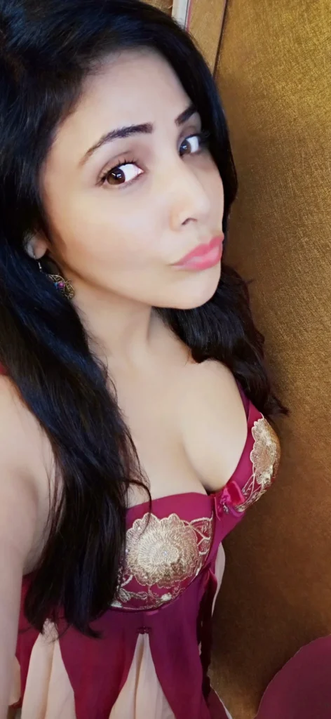 Rajsi Verma Wiki: Biography, Career & More | Motivational Wallpaper rajsi verma hot selfi